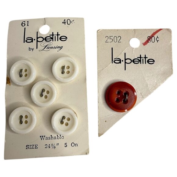 VTG La Petite Buttons Various Sizes & Colors 17 Cards Some Partial Some Complete - Picture 6 of 6